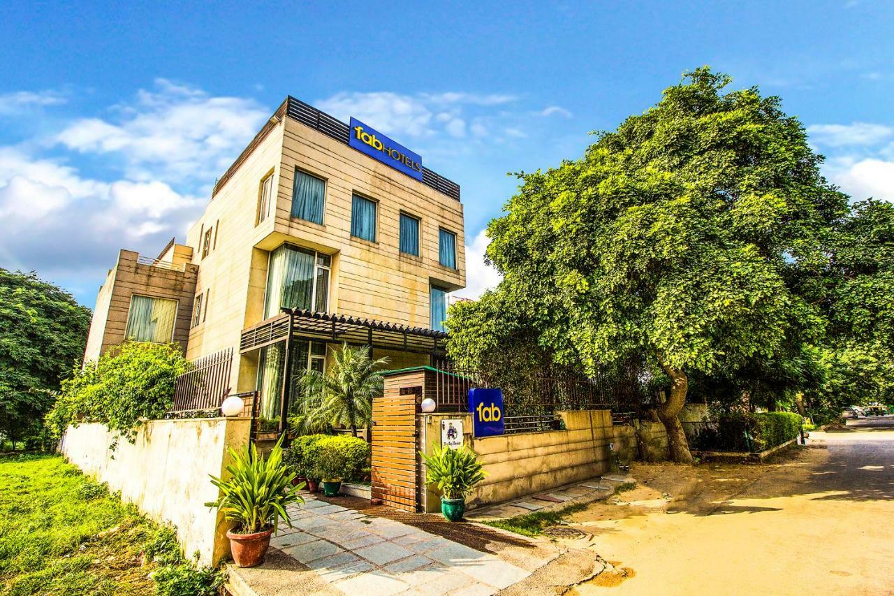 Fabhotel Raj Darbar Gurgaon Dış mekan fotoğraf